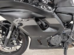 2025 YAMAHA YZF-R7LA Black