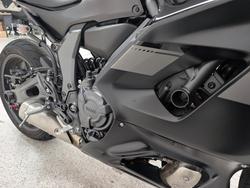 2025 YAMAHA YZF-R7LA Black