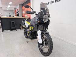 2022 HUSQVARNA NORDEN 901 Black