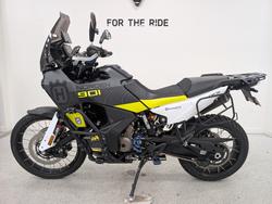 2022 HUSQVARNA NORDEN 901 Black
