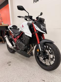 2023 Honda CB750 (HORNET) White