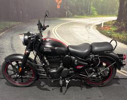 2024 Royal Enfield CLASSIC 350 DARK Black