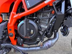 2025 KTM 390 SMC R SMC Orange