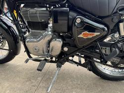 2025 Royal Enfield Bullet 350 Bullet 350 Black