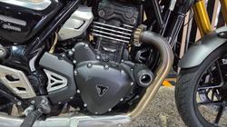 2025 Triumph SPEED 400 Black