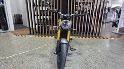 2025 Triumph SPEED 400 Black