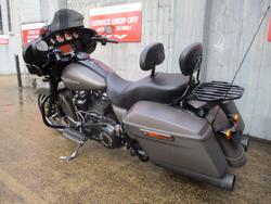 2018 HARLEY-DAVIDSON FLHX STREET GLIDE GREY