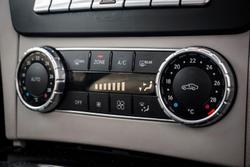 2011 Mercedes-Benz C-Class C180 BlueEFFICIENCY