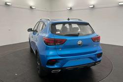 2024 MG ZST Essence