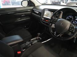 2021 Mitsubishi Outlander ES