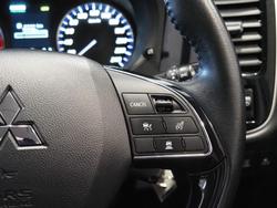 2021 Mitsubishi Outlander ES