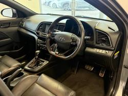 2018 Hyundai Elantra SR Turbo