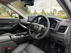 2025 Nissan X-TRAIL ST-L