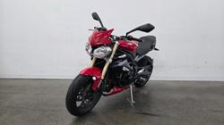2016 Triumph STREET TRIPLE 660 Red
