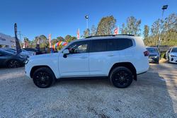 2022 Toyota Landcruiser VX