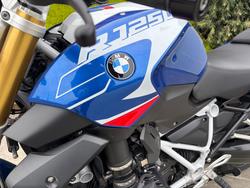 2024 BMW Motorrad R 1250 R SPORT Blue