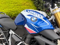 2024 BMW Motorrad R 1250 R SPORT Blue