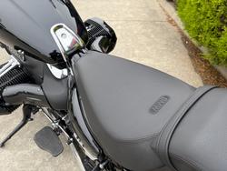 2023 BMW Motorrad R 18 BLACKLINE Black