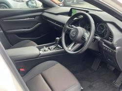 2025 Mazda 3 G20 Pure