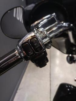 2010 Harley-Davidson CVO Street Glide 110 (FLHXSE) CVO Black