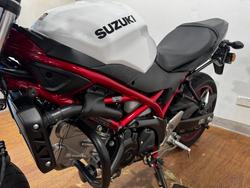 2022 Suzuki SV650 LAMS WHITE