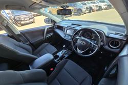 2017 Toyota RAV4 GXL
