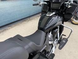 2021 INDIAN CHALLENGER LIMITED Black