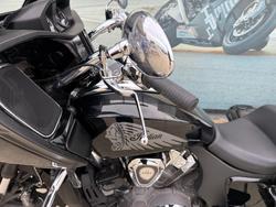2021 INDIAN CHALLENGER LIMITED Black