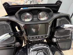 2021 INDIAN CHALLENGER LIMITED Black
