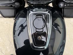 2021 INDIAN CHALLENGER LIMITED Black