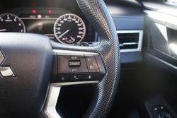 2024 Mitsubishi Outlander ES