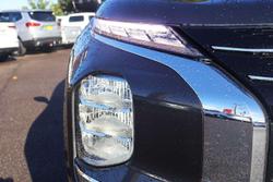2024 Mitsubishi Outlander ES