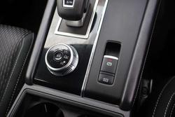 2024 Mitsubishi Outlander ES