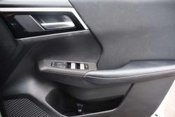 2024 Mitsubishi Outlander ES