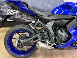2025 Yamaha YZF-R7LA BLUE