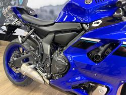 2025 Yamaha YZF-R7LA BLUE
