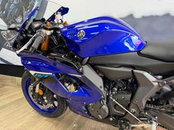 2025 Yamaha YZF-R7LA BLUE