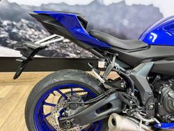 2025 Yamaha YZF-R7LA BLUE