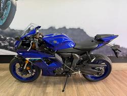2025 Yamaha YZF-R7LA BLUE