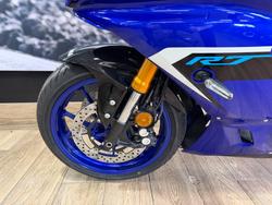 2025 Yamaha YZF-R7LA BLUE