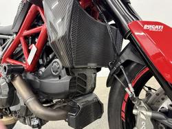 2020 DUCATI HYPERMOTARD 950 (RED) Red