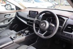 2024 Nissan X-TRAIL ST