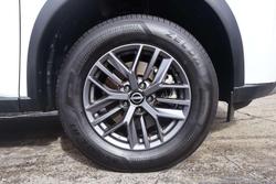 2024 Nissan X-TRAIL ST