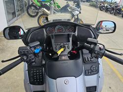 2010 Honda GL1800 (GL1800A) GOLDWING Silver