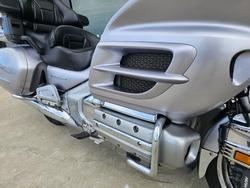 2010 Honda GL1800 (GL1800A) GOLDWING Silver