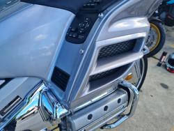 2010 Honda GL1800 (GL1800A) GOLDWING Silver