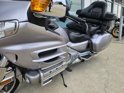 2010 Honda GL1800 (GL1800A) GOLDWING Silver