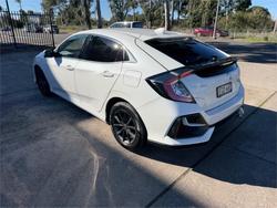 2019 HONDA CIVIC VTi-S