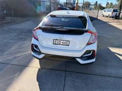 2019 HONDA CIVIC VTi-S