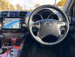 2013 Toyota Kluger Grande